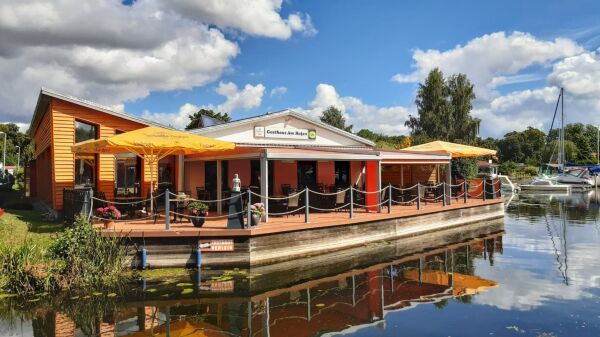 Gasthaus & Herberge Am Hafen, Neukalen Gasthaus & Herberge Am Hafen, Neukalen