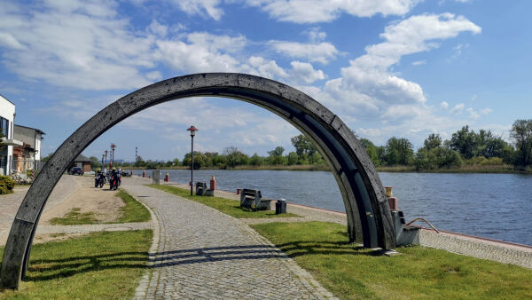 Naturerlebnis Uckermark – Motorradtour zwischen Seen und Wäldern Naturerlebnis Uckermark – Motorradtour zwischen Seen und Wäldern